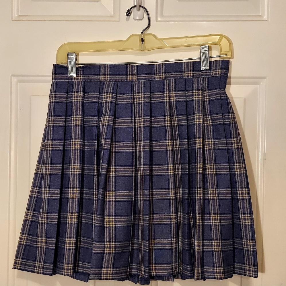 High Rise Short Blue Plaid Pleated Skirt